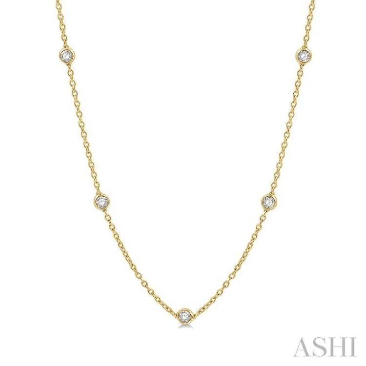 women's diamond necklace -2 Ctw Round Cut Diamond Fashion Necklace in 14K Yellow Gold