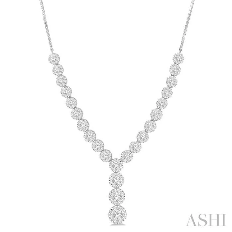 women's heart pendant necklace -2 1/4 ctw Lovebright Round Cut Diamond Necklace in 14K White Gold