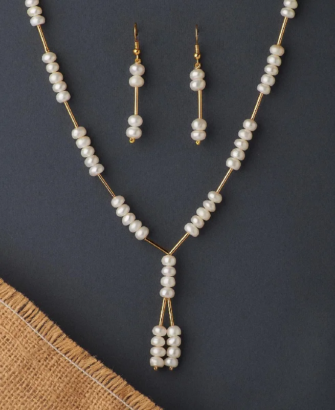 women's pendant chain necklace -Classy Real Pearl Necklace Set