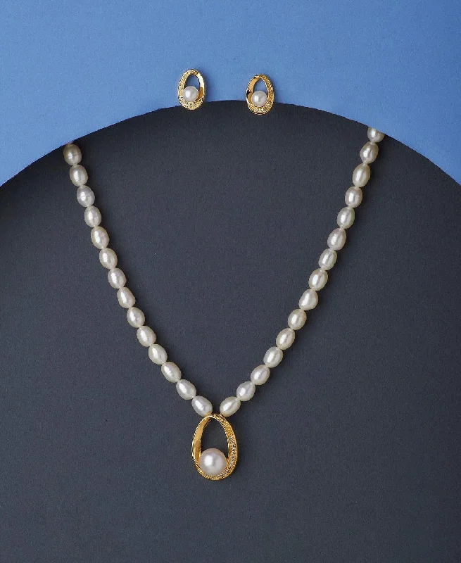 women's charm necklace -Elegant Real Pearl Necklace Set