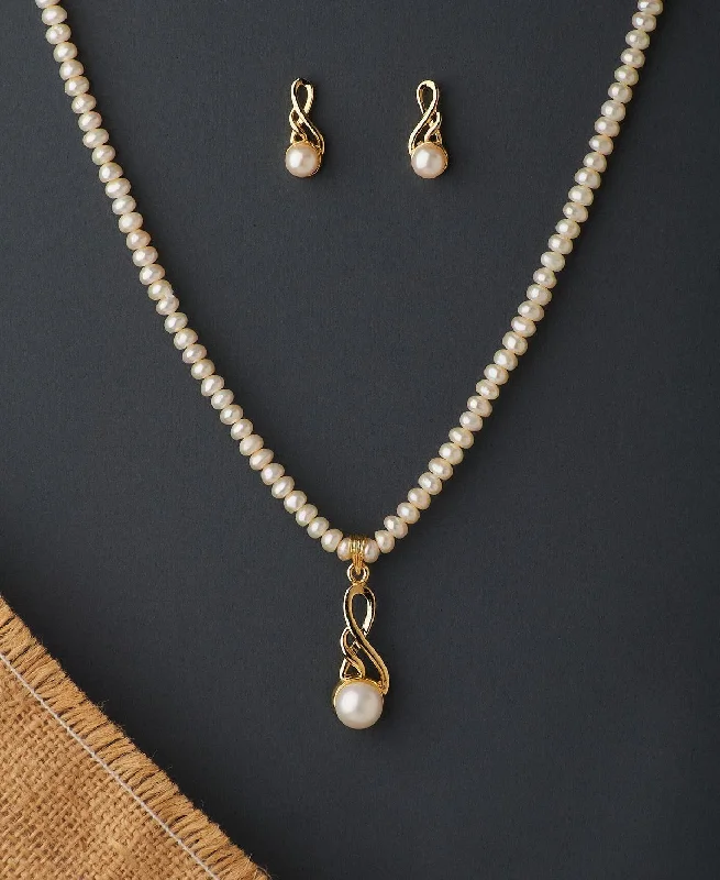 women's teardrop necklace -Classy Real Pearl Necklace Set