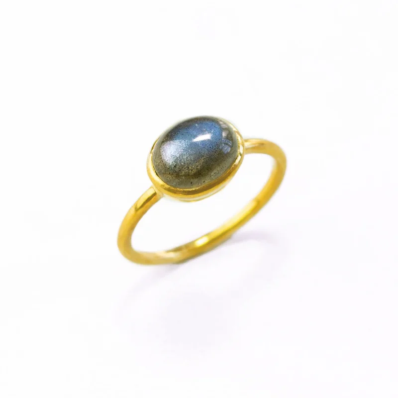 women's engagement ring with V-shaped band -Labradorite Cabochon Oval Ring