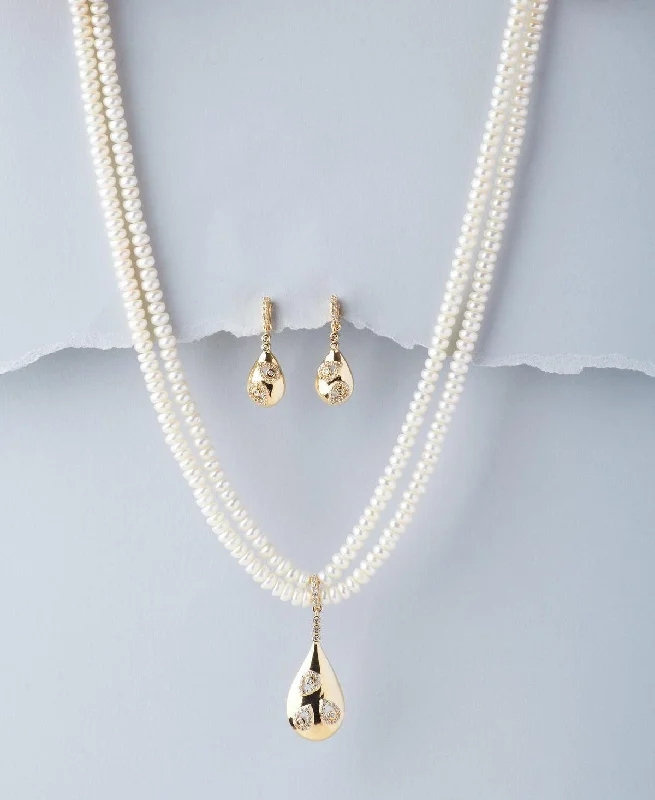 women's opal necklace -Elegant Pearl Necklace Set