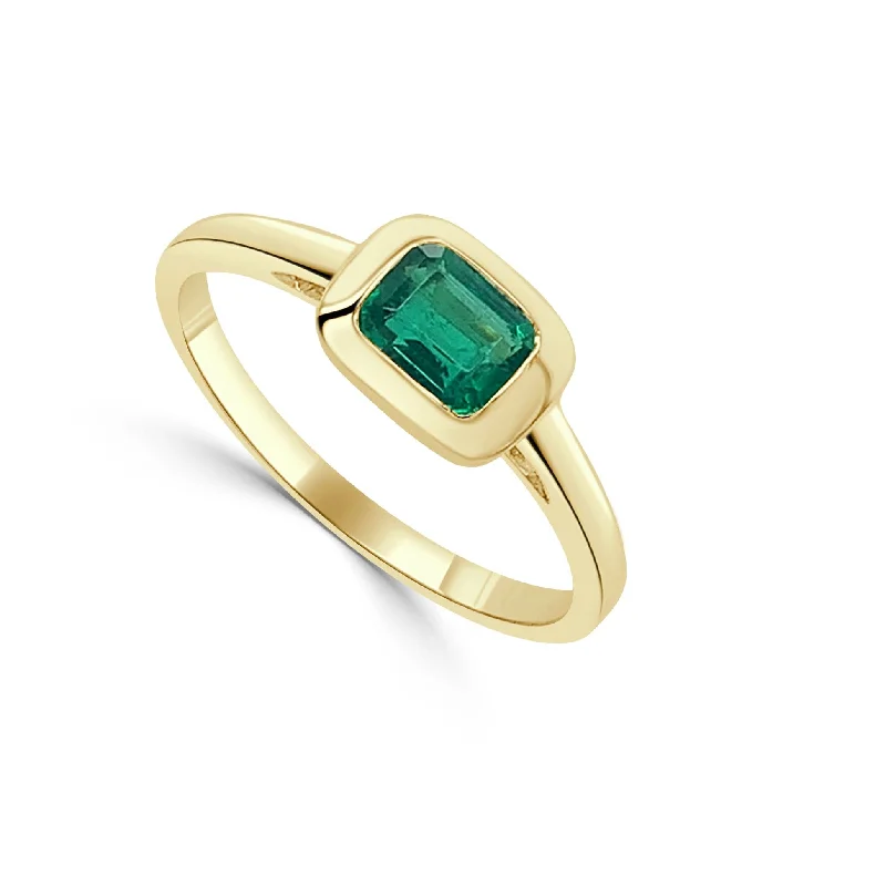 women's engagement ring with diamond solitaire -14k Gold & Green Emerald Ring