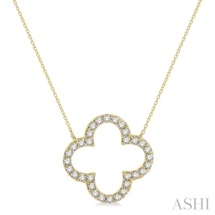 women's vintage necklace -1 Ctw Clover Round Cut Diamond Necklace in 14K Yellow Gold