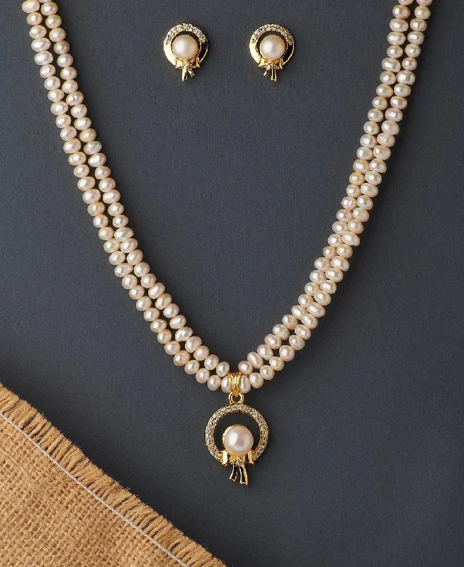 women's unique pendant necklace -Classy Real Pearl Necklace Set