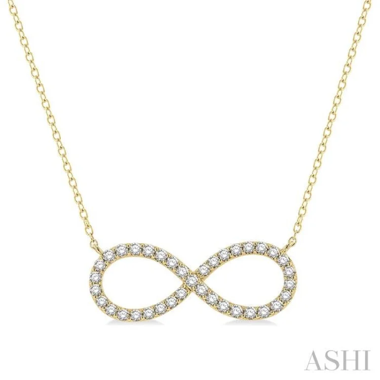 women's fashion necklace -1 Ctw Round Cut Diamond Infinity Necklace in 14K Yellow Gold