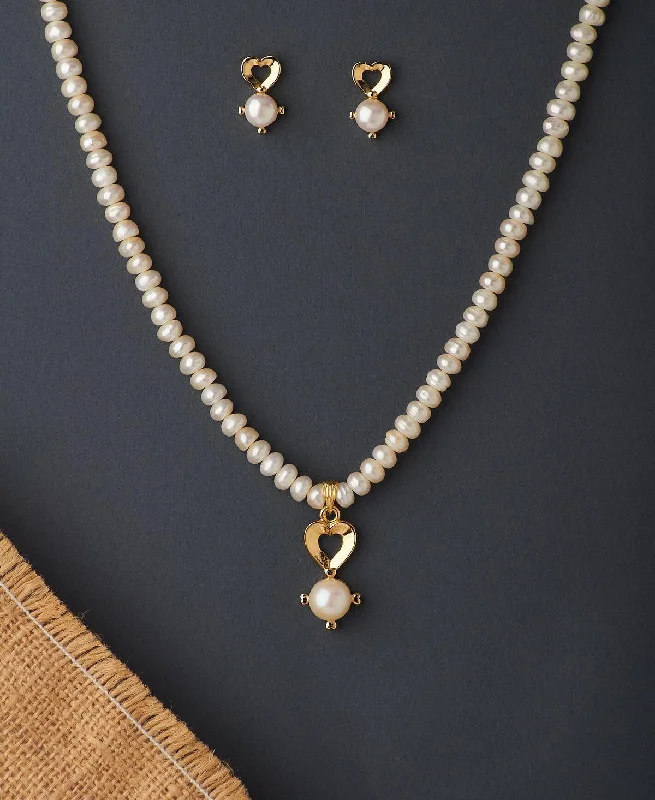 women's diamond heart necklace -Classy Real Pearl Necklace Set