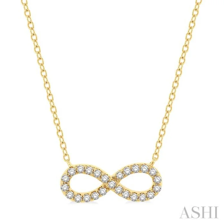 women's silver pendant necklace -1/4 Ctw Round Cut Diamond Infinity Necklace in 14K Yellow Gold