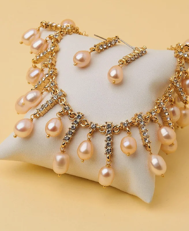 women's layered necklace -Exquisite Pearl Necklace Set