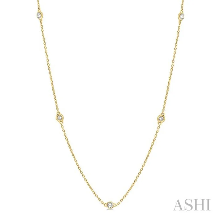 women's fashion pendant necklace -1/2 Ctw Round Cut Diamond Fashion Necklace in 14K Yellow Gold