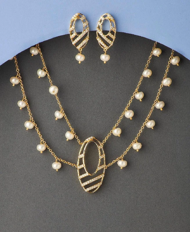 women's crystal necklace -Fasionable Real Pearl Necklace Set