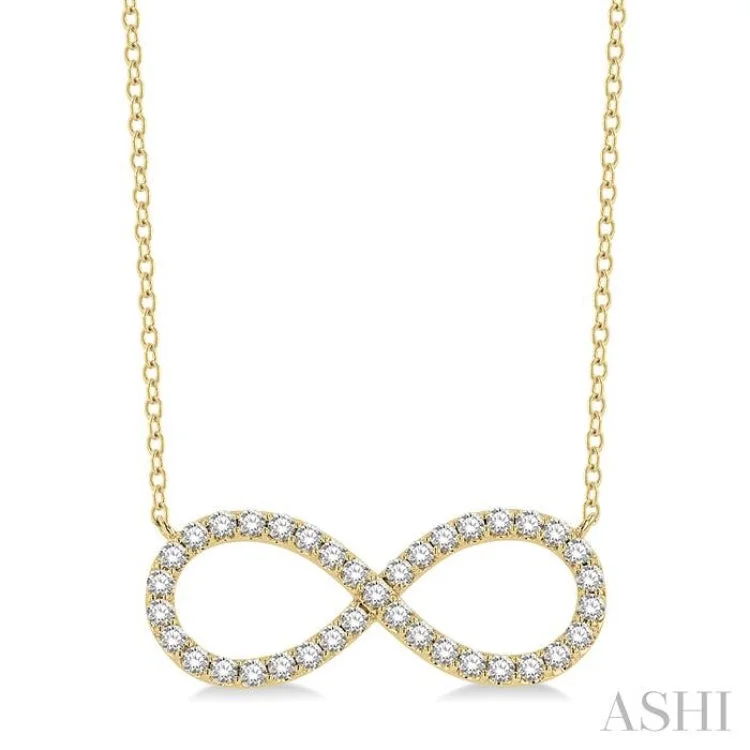 women's beaded necklace -3/4 Ctw Round Cut Diamond Infinity Necklace in 14K Yellow Gold