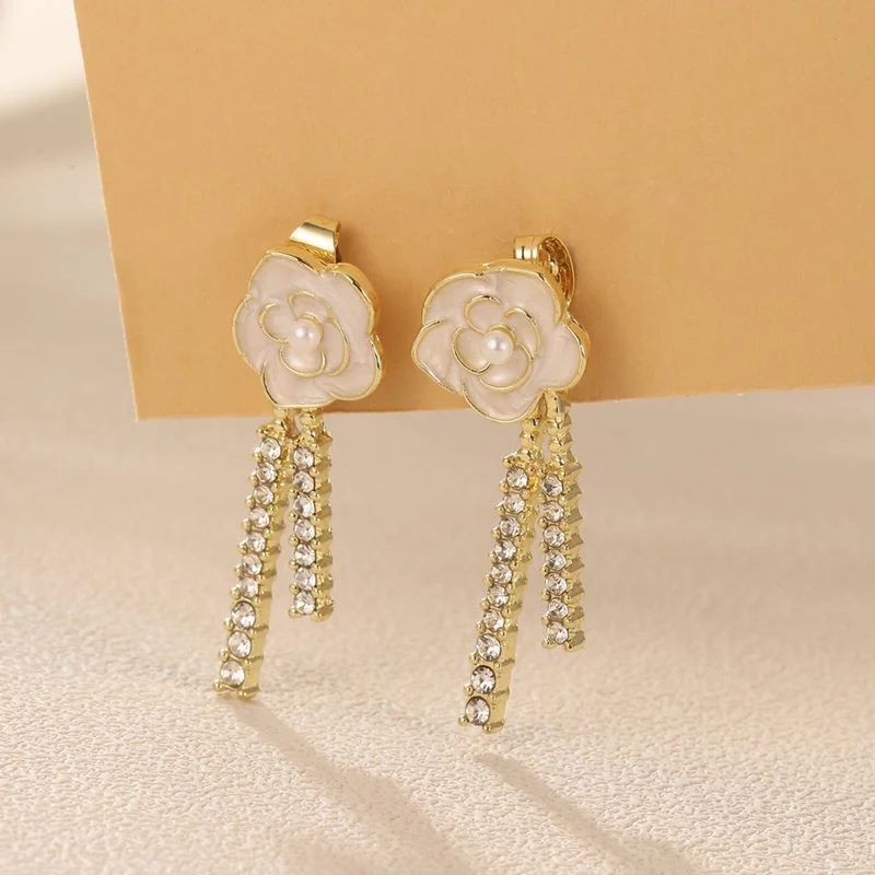 Yz981 Camellia Earrings