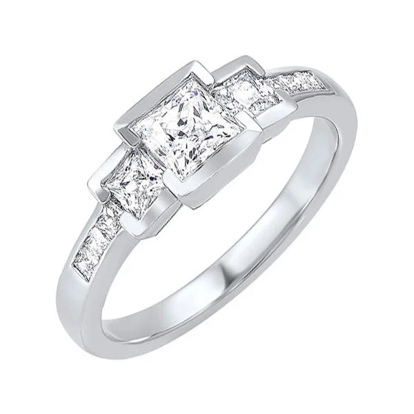 round cut engagement rings -14KT WHITE GOLD DIAMOND (1 1/2CTW) RING