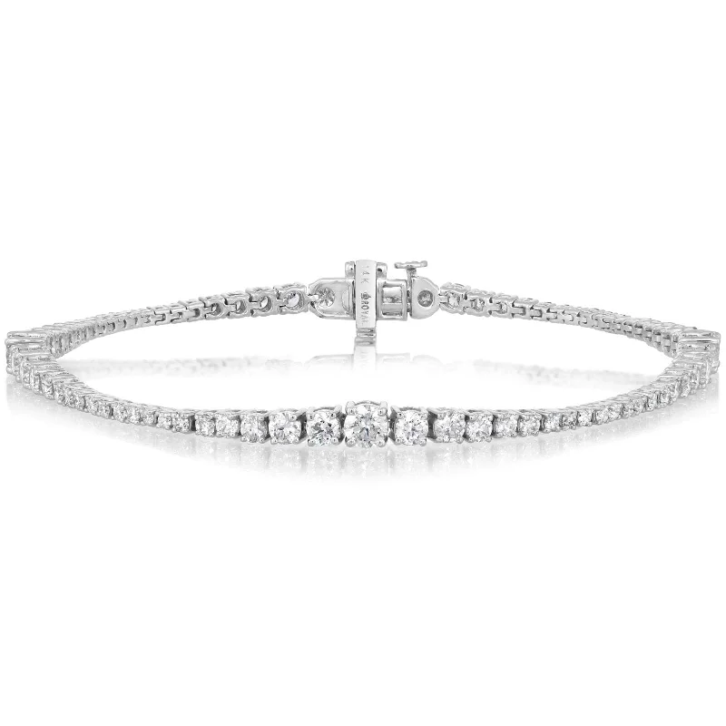 women's personalized bangle -Graduating Wavy Diamond Bracelet